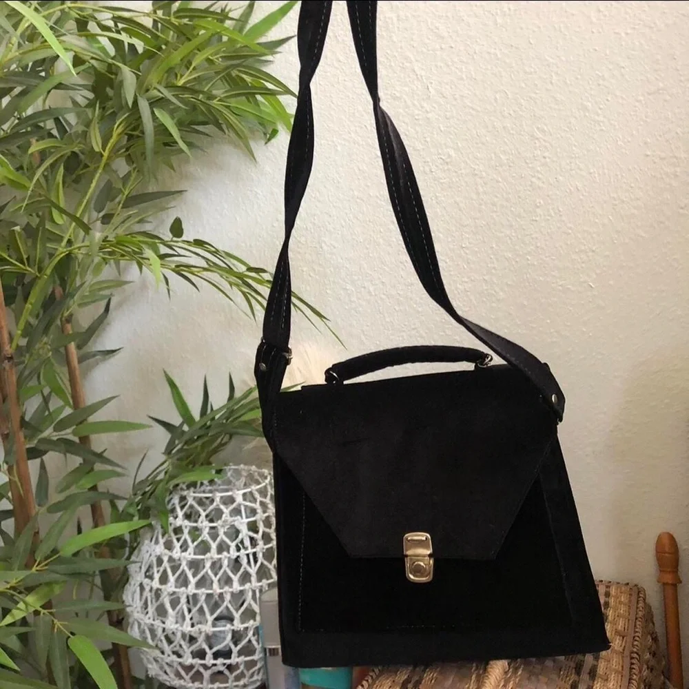 90s Vintage Goth Black Faux Suede Velvet Envelope Flap Briefcase Hand Bag Purse